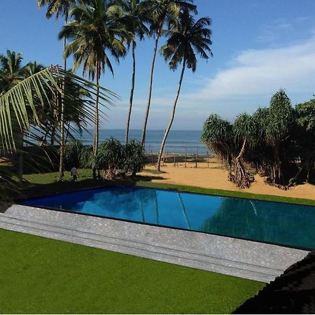 Coco Royal Beach Resort Kalutara Dış mekan fotoğraf